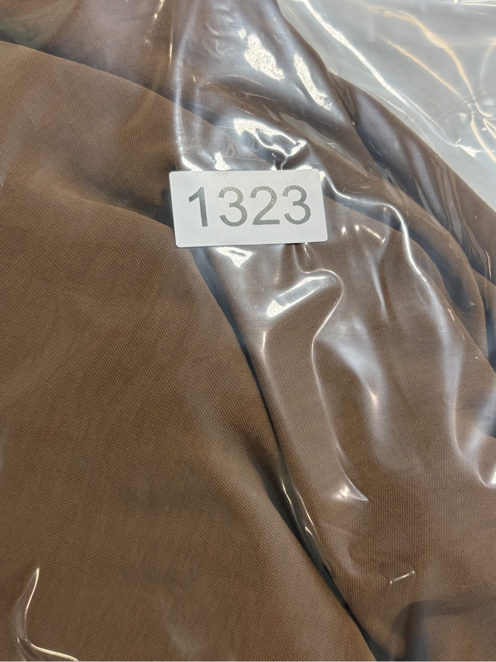 entro Brown Off-Shoulder Knot Front Blouse (M) - Picture 5 of 5